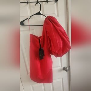 Chic One-Shoulder Red Dress